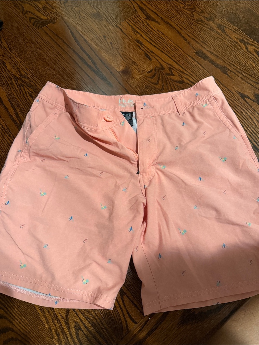 Huk Men’s Peach Flat Front Shorts mens size 32